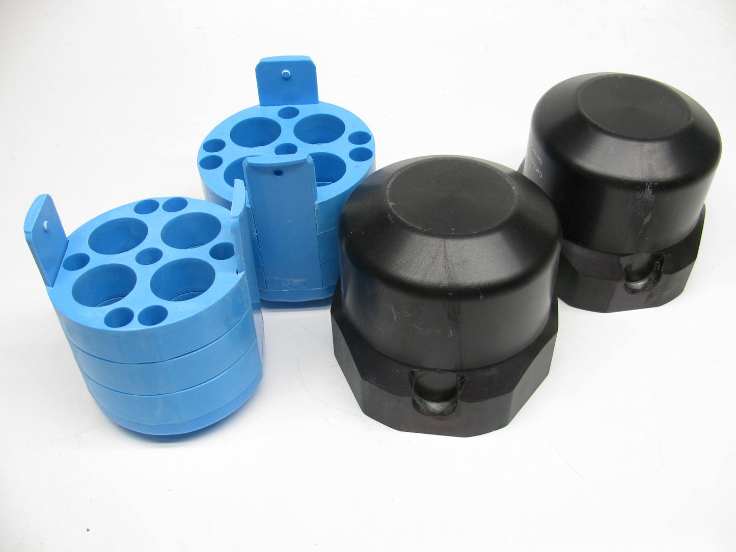 (2) ALC Swing Buckets 51239004 W/ (2) Inserts For 50 & 10mL Conical Tubes