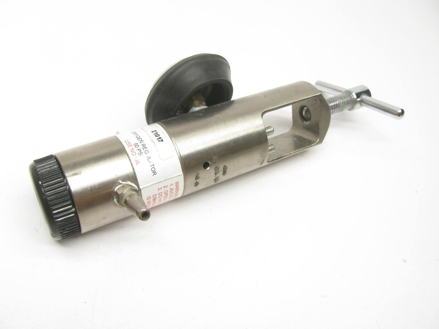 Used- B&F #21017  Oxygen Regulator 0-15 Lpm Hose Barb Fitting