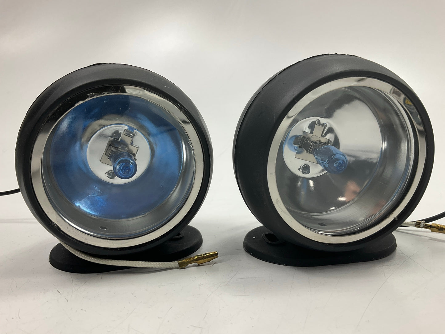 Alpena 70212 3-1/2'' ULTRAFOGZ Fog Light Lamp Kit With Wiring & Switch