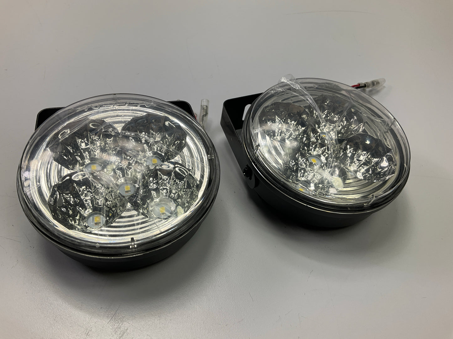 BriteLED 71303 3.7'' Round Plug & Play LED Driving / Fog Light Kit W/ Install Kit