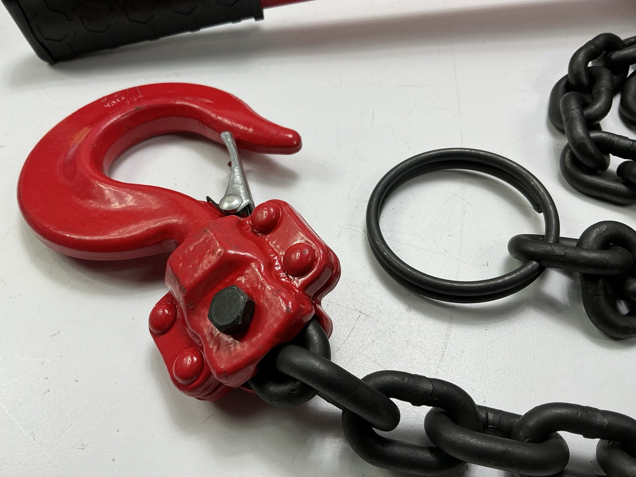American Power Pull 615 1.5 Ton Chain Puller W/thick Steel Construction