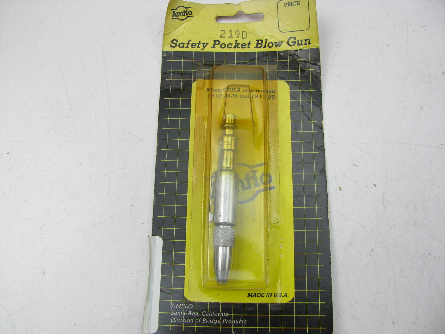 Amflo 219D Safety Pocket Blow Gun - 1/4'' NPT Inlet 1/8'' Outlet