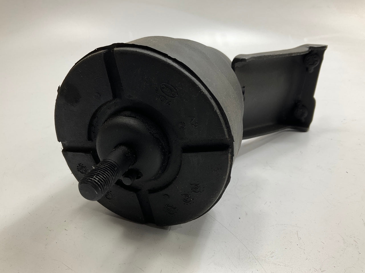 Anchor 8414 Rear Motor Mount For 1992-01 Toyota Camry, 99-01 Solara MANUAL TRANS