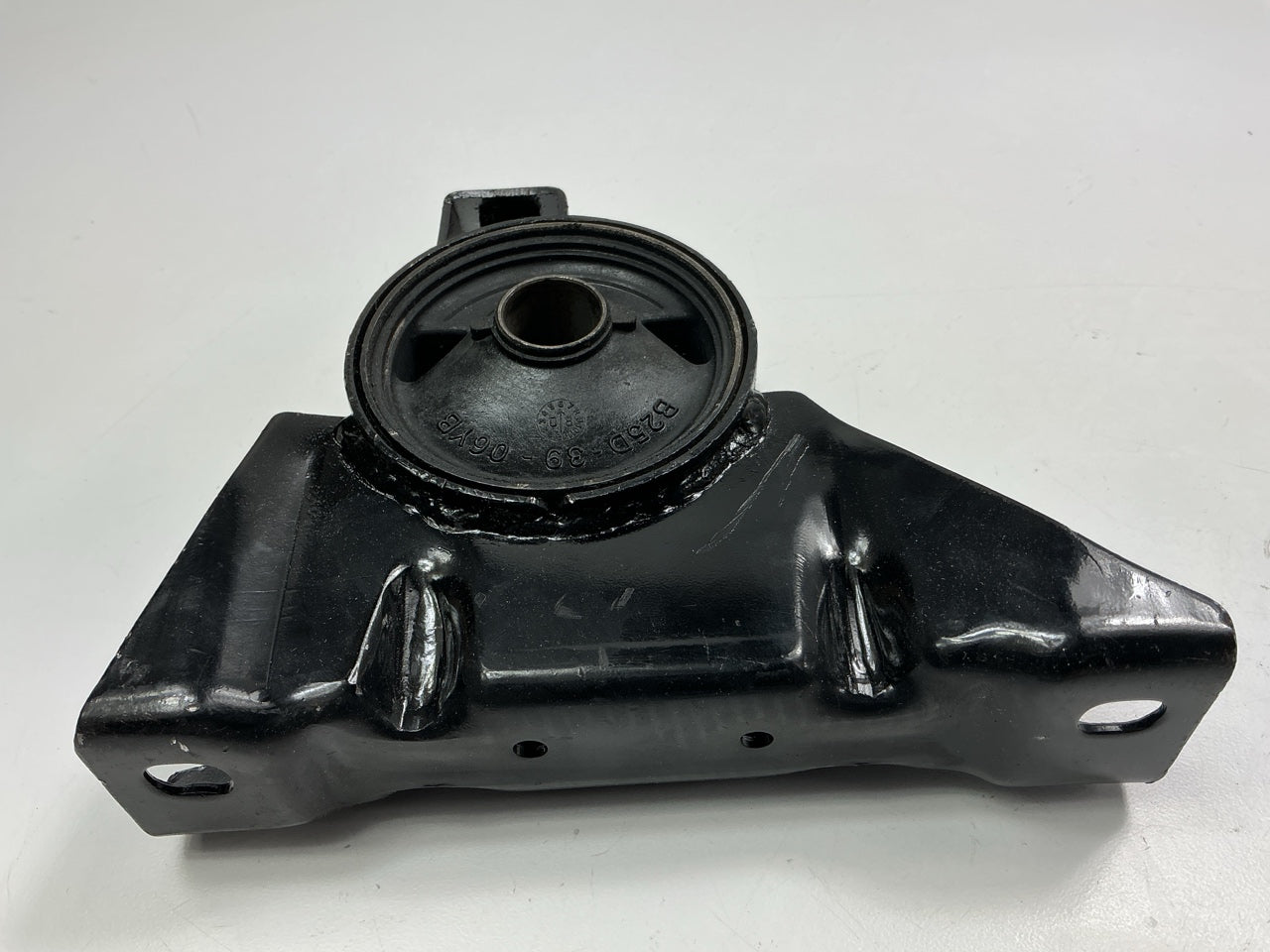 Anchor 8884 Right Engine Motor Mount For 1999-2001 Mazda Protege