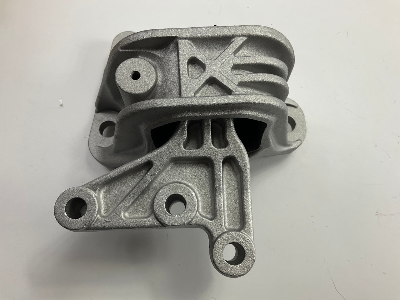 Anchor 9893 Right Auto Trans Mount For 2013-2019 Fiat 500, 2007-12 Panda