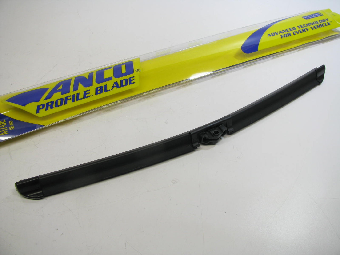 Anco A-17-OE Front Windshield Wiper Blade - 17''