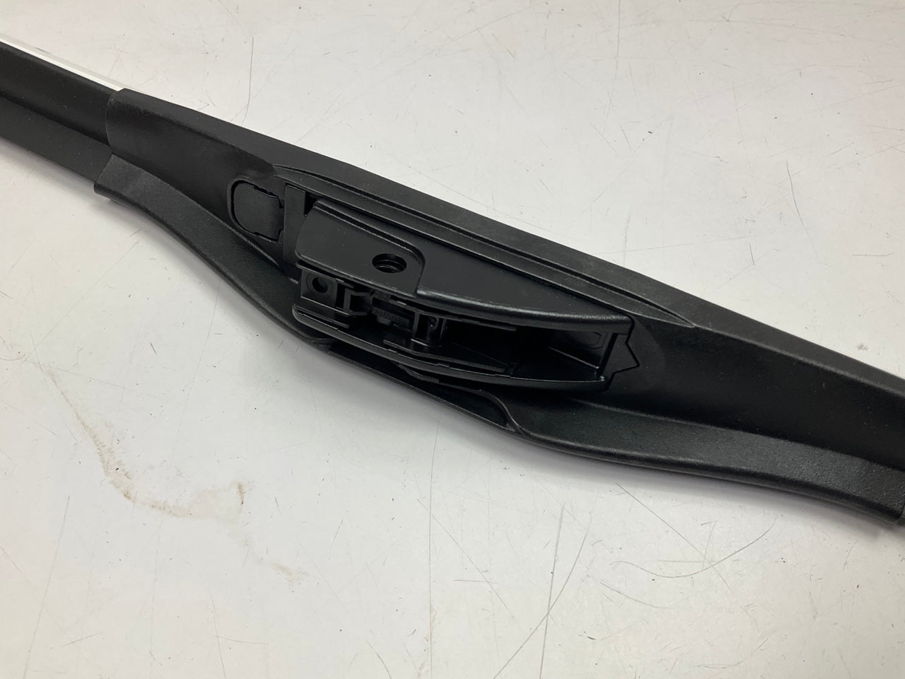 Anco C-20-UB Contour Windshield Wiper Blade - 20''