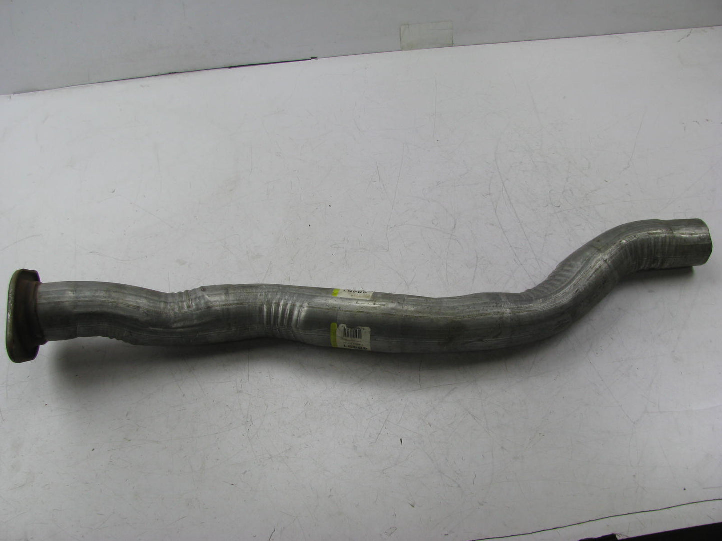 Ap 48451 Center Exhaust Pipe 1994-1995 C1500 C2500 Regular Cab, Short Bed (6.5')