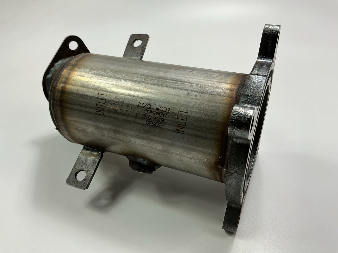 Ap Exhaust 642215 Front Left Direct-Fit Catalytic Converter