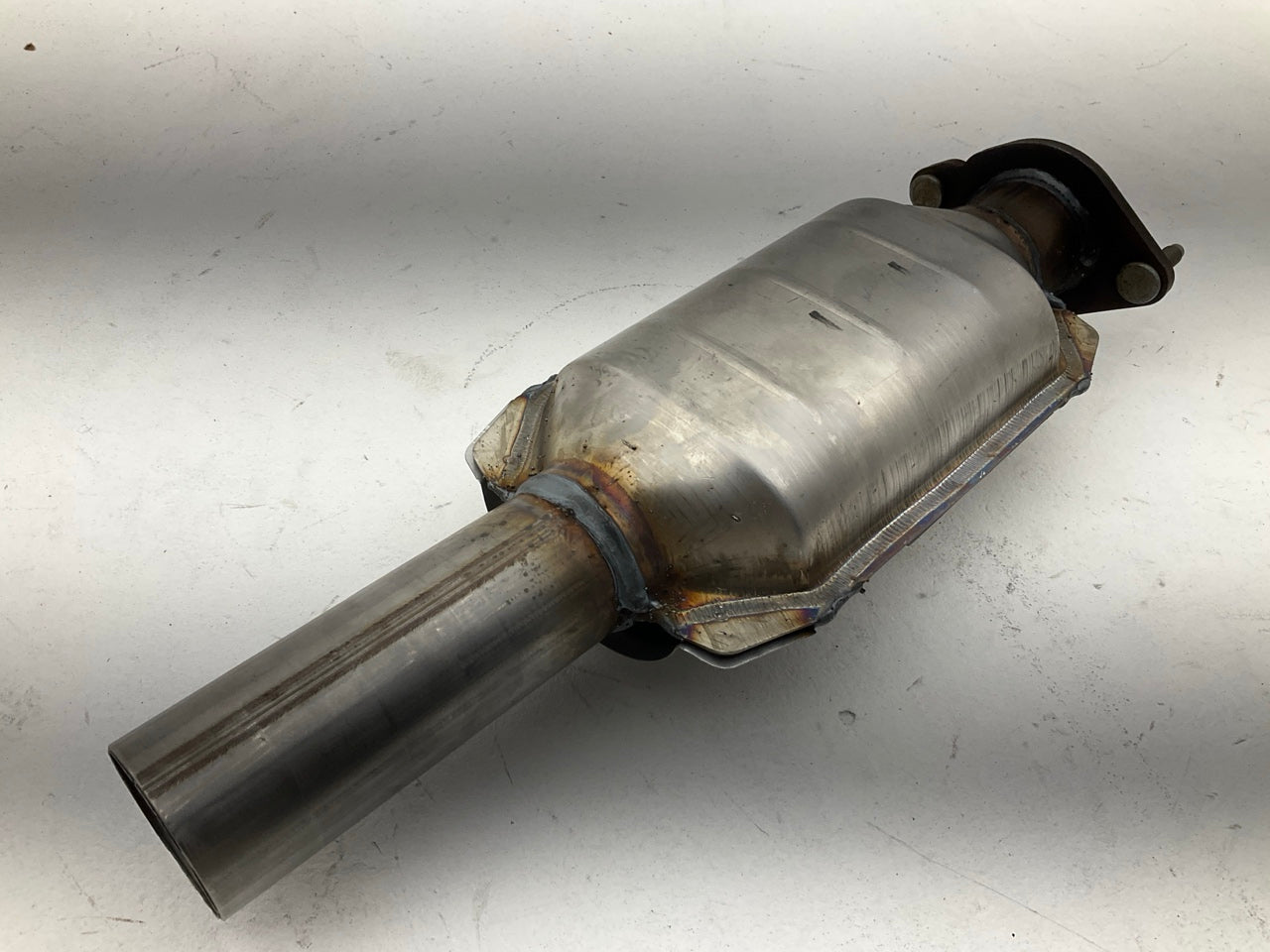 Ap Exhaust 642216 Rear Direct-Fit Catalytic Converter