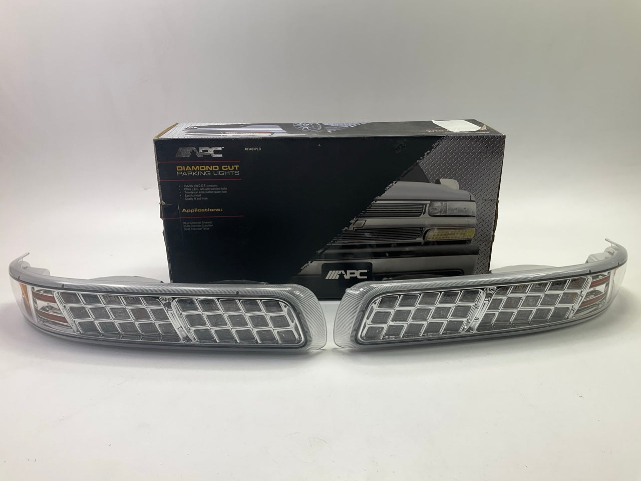 APC 403463PL Diamond Cut Front Signal Corner Light Lamp Kit 99-02 Silverado 1500