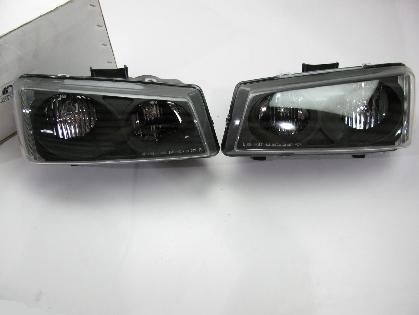 APC Headlight Headlamp W/Black Housing For 2003-2006 Chevy Silverado TRUCKS