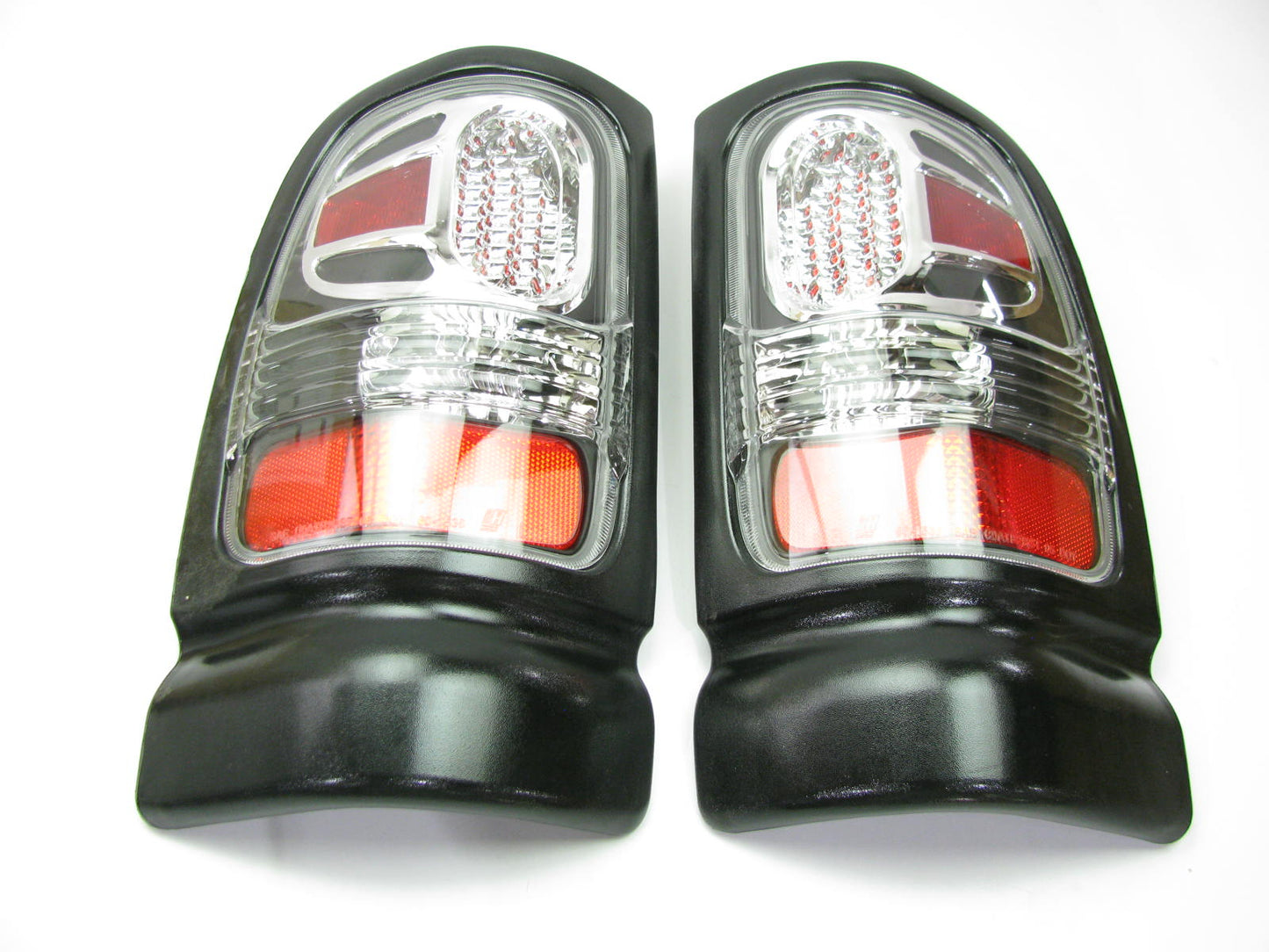 APC Tail Light Lamps BLACK HOUSING - DIAMOND CUT For 94-02 Ram TRUCKS W/O Sport