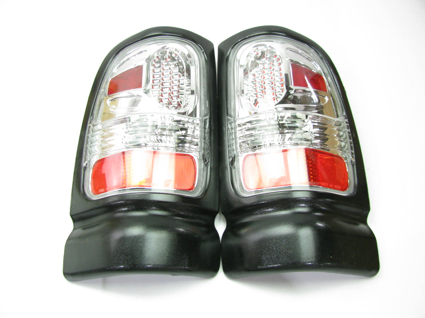 APC 407536TLC Tail Light Lamps Diamond-Cut For 1994-2002 Ram Pickup W/O SPORT