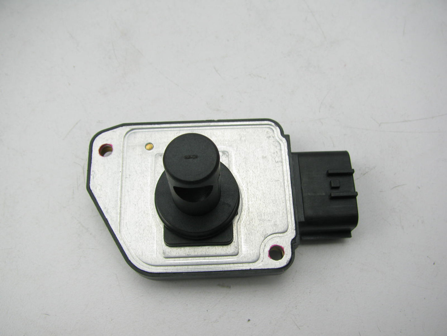 Apwi MAF1083 MAF Mass Air Flow Sensor For 1996-1997 Nissan Pathfinder 3.3L V6