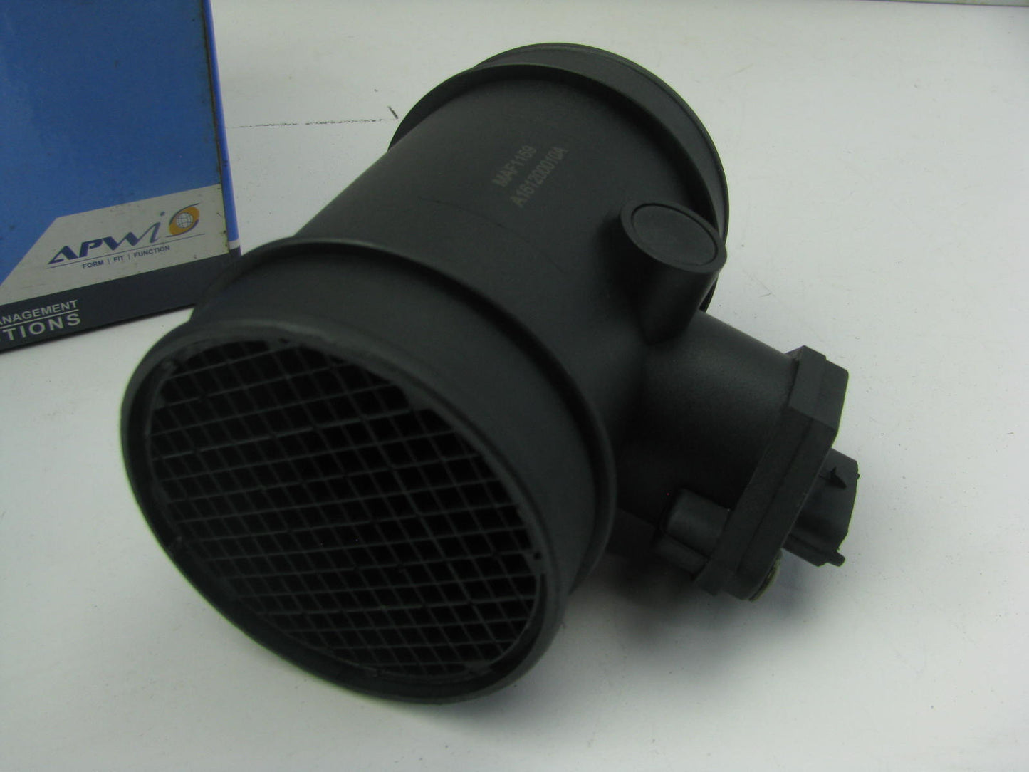 Apwi MAF1159 MAF Mass Air Flow Sensor For 1997 Saab 900-2.5L V6