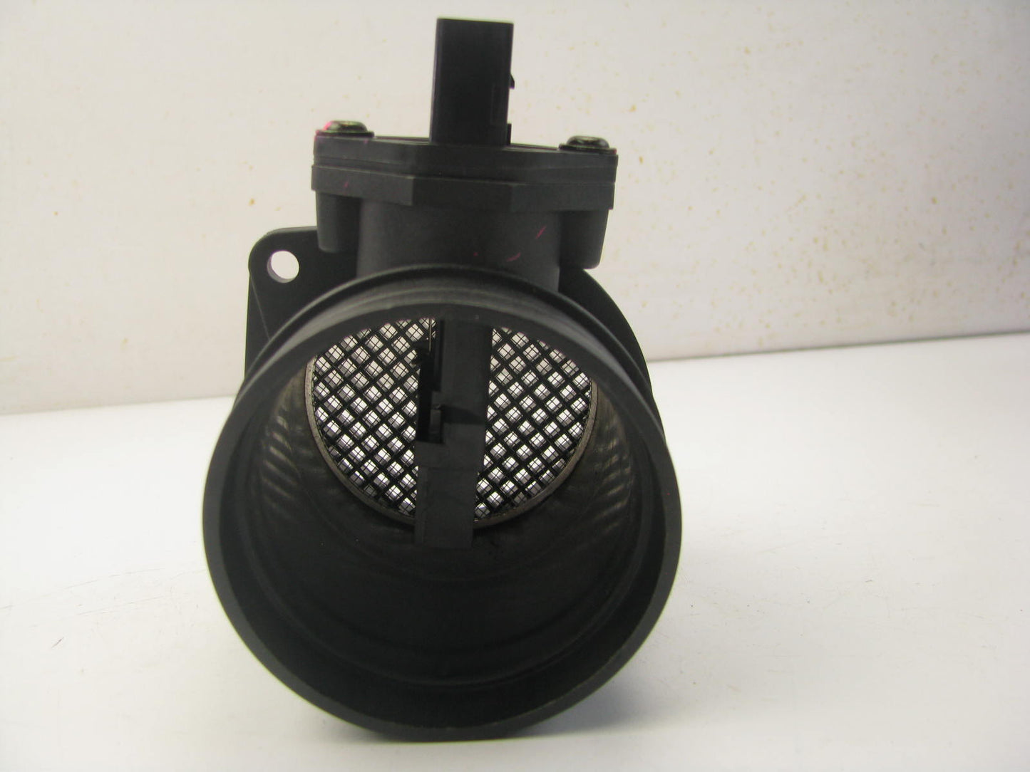 Apwi MAF1265 MAF Mass Air Flow Sensor for 1999-2005 Volkswagen 2.8L-V6