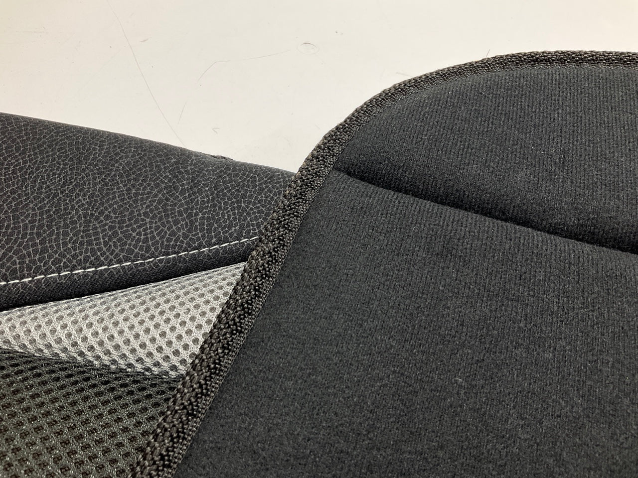 Armorall AA-SC416B Mesh Seat Cushion Cover, Universal