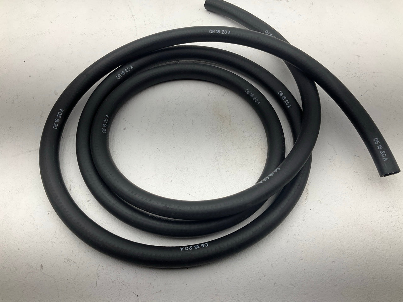 10 FEET - Armormark 50276 5/8'' SAE J20R3 Heater Hose