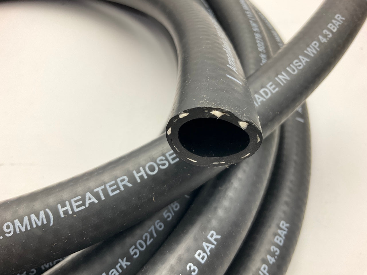 24 FEET - Armormark 50276 5/8'' SAE J20R3 Heater Hose