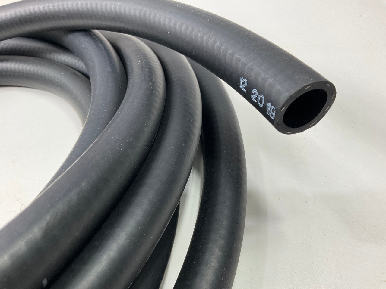 25 FEET - Armormark 50276 5/8'' SAE J20R3 Heater Hose
