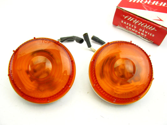 (2) Arrow 054-00-712 2-1/2'' DIAMETER-SINGLE BULB Amber Side Marker