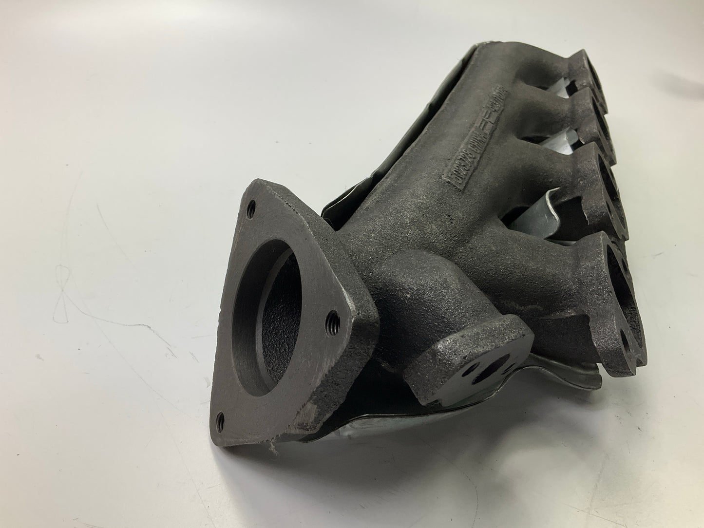 Missing Hardware - ATP 101376 Right Exhaust Manifold 01-03 Chevy GM 8.1L V8
