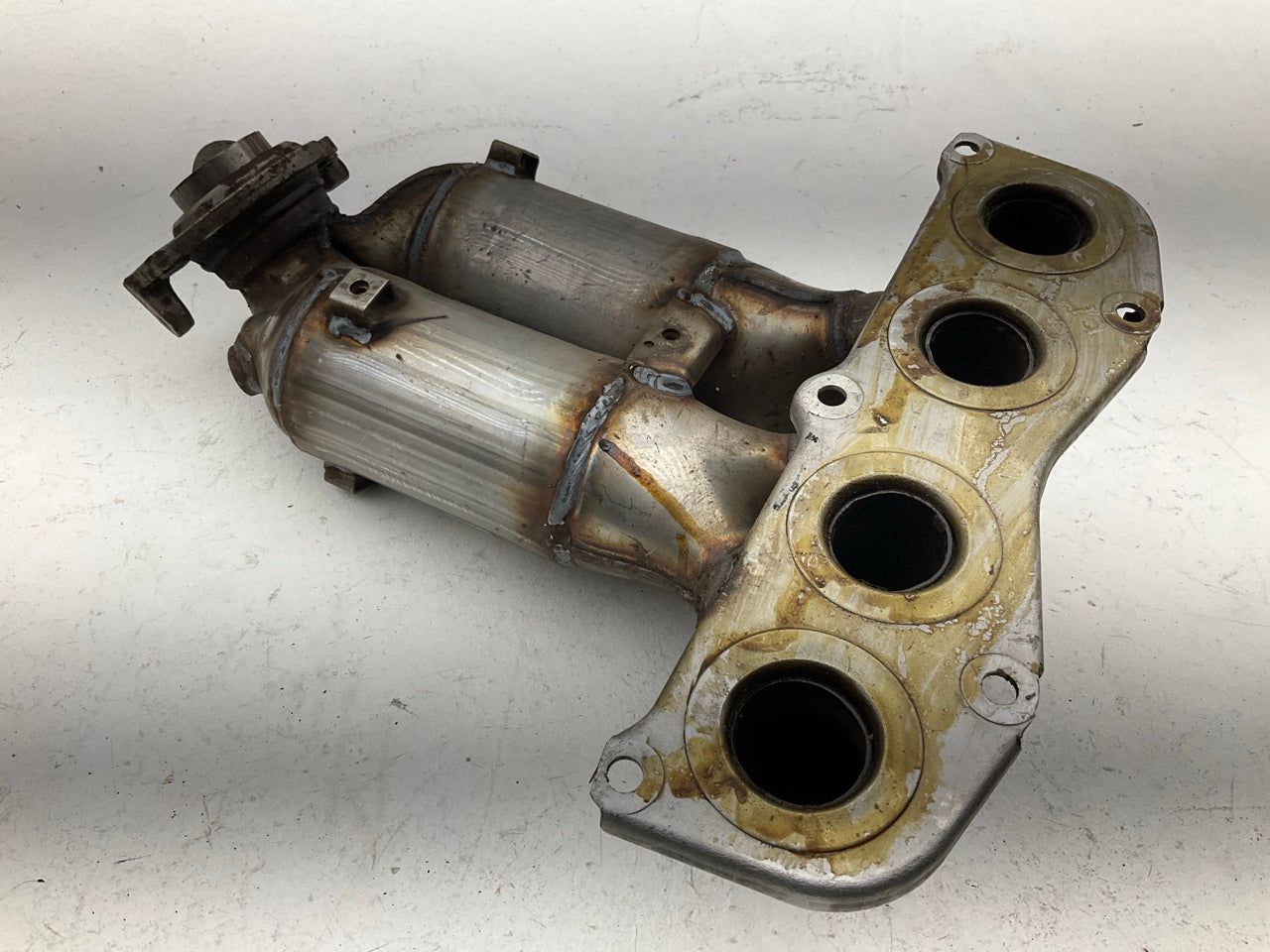 SOLD AS SHOWN, AS IS, Some Surface Rust - ATP 101398 Catalytic Converter