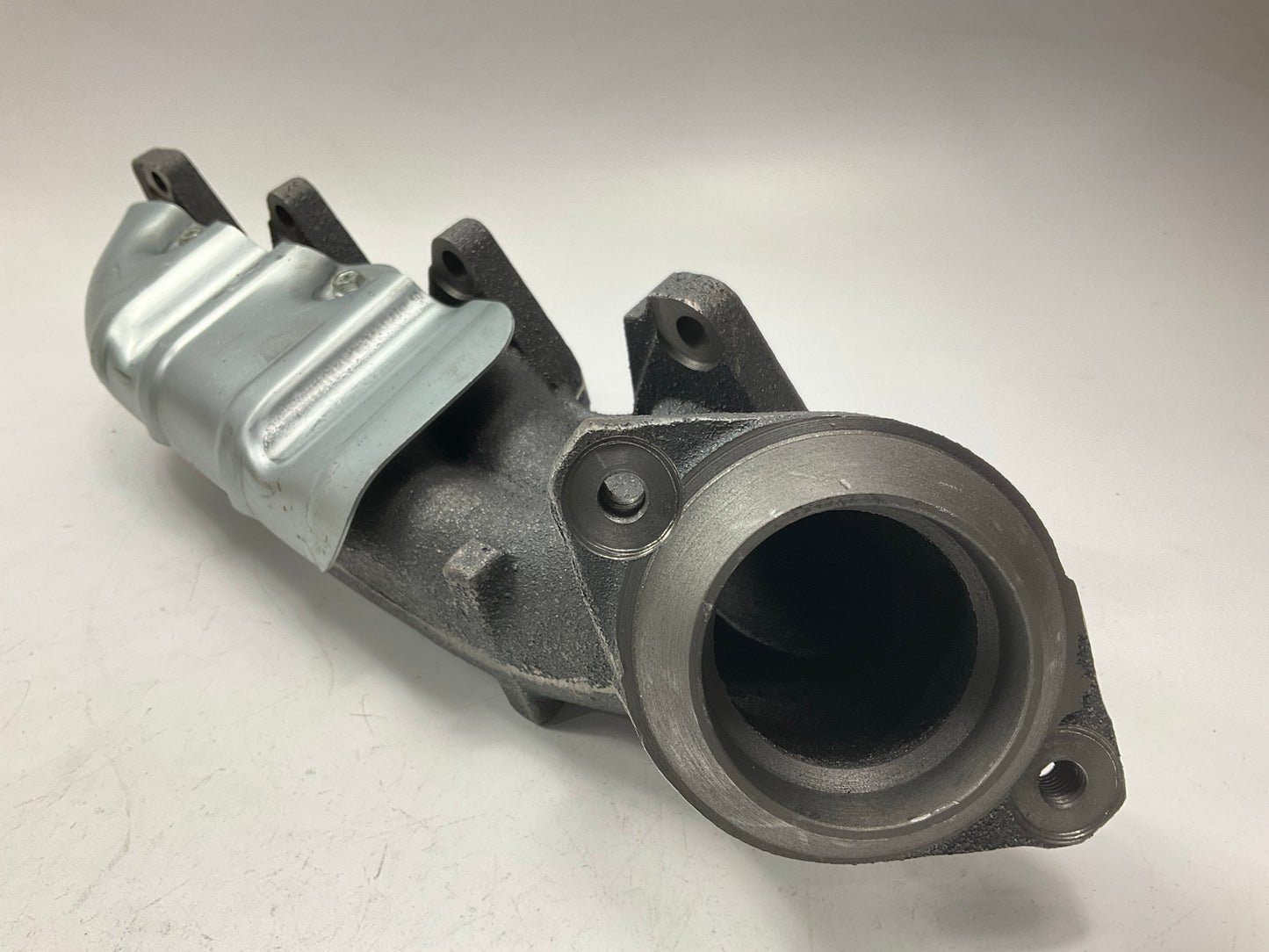 ATP 101704 Right Exhaust Manifold - 2010-2014 Ford Expedition 5.4L V8