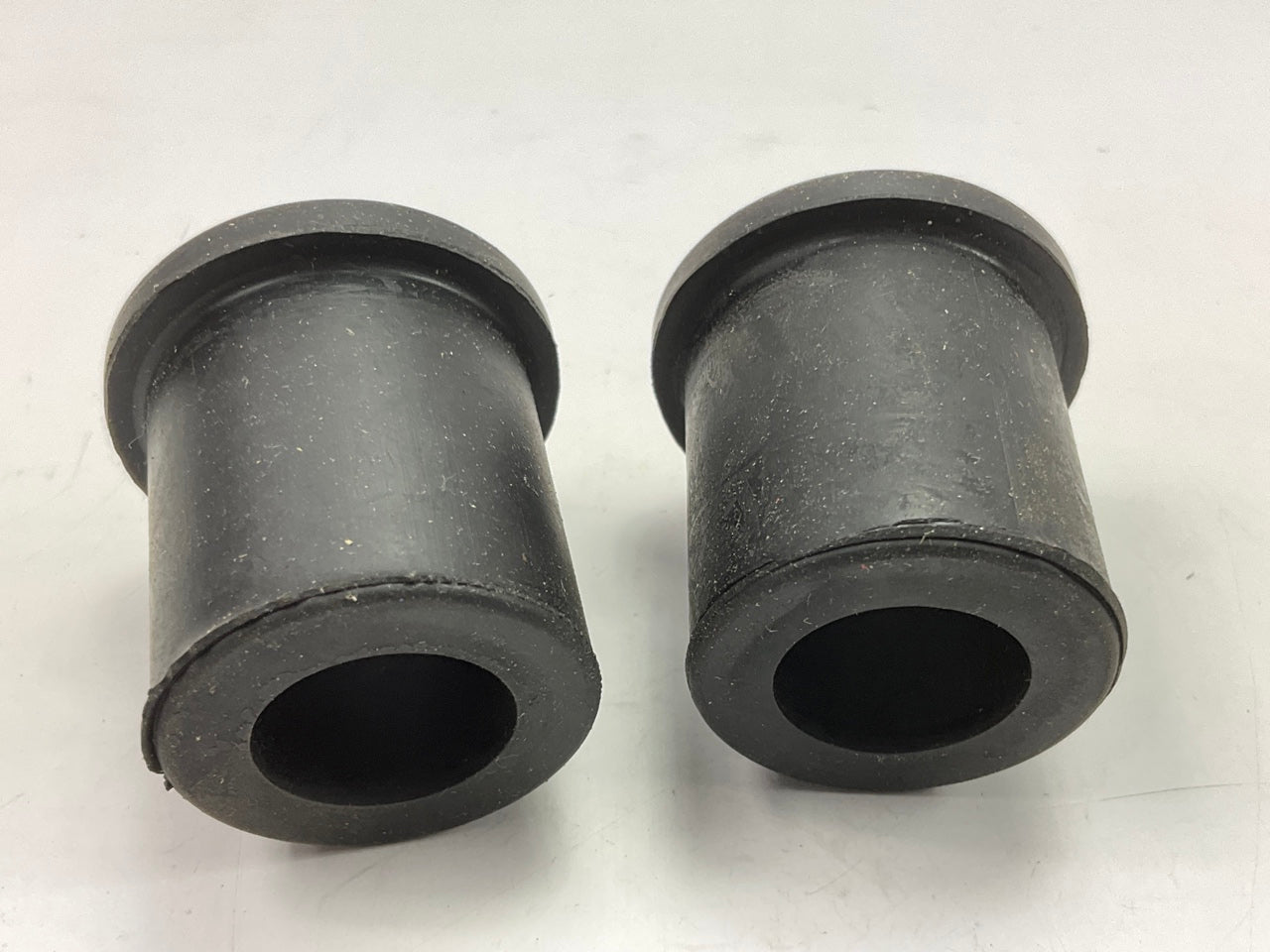 AUP K90040 REAR Leaf Spring Shackle Bushings