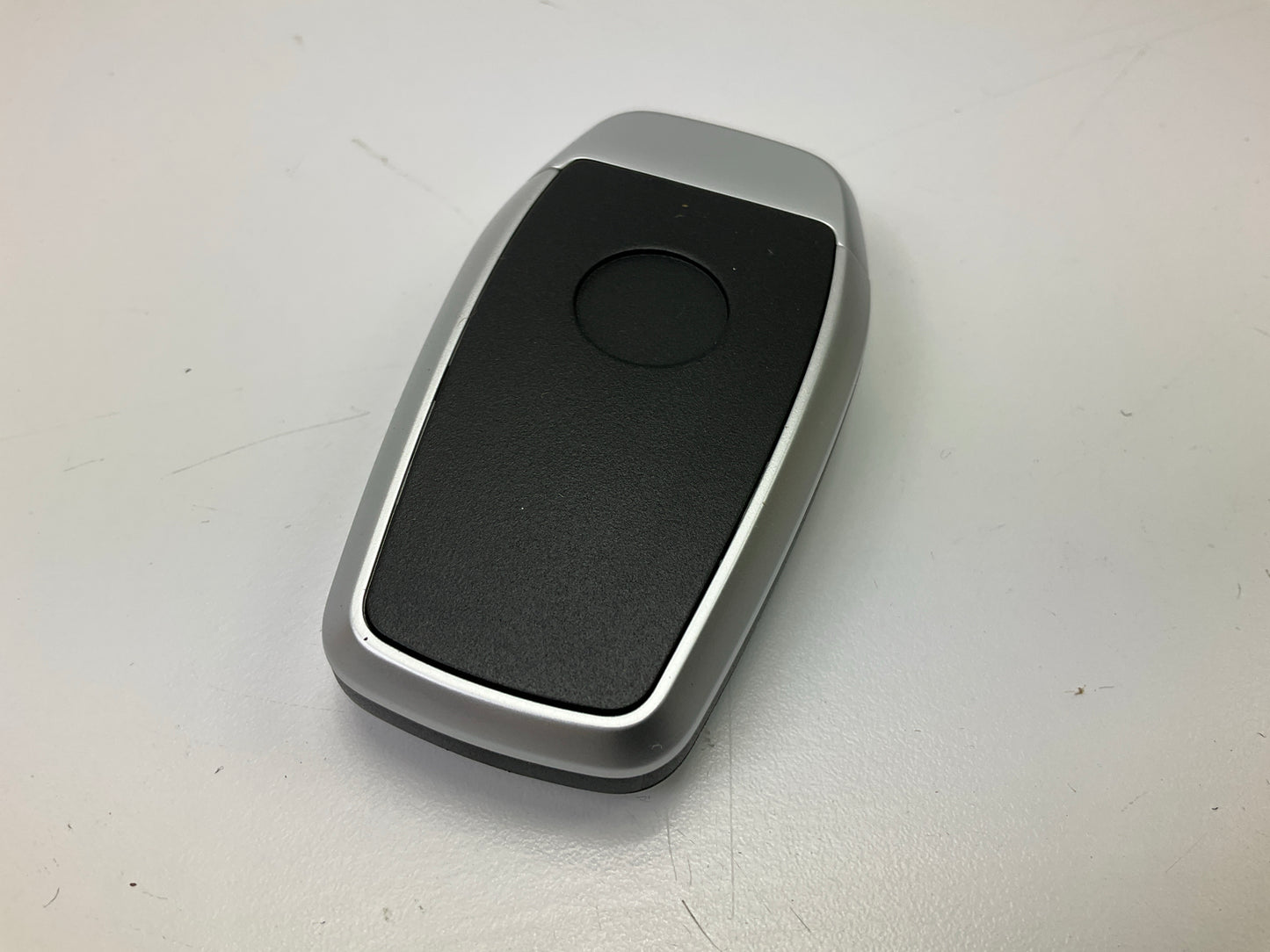 Autel IKEYAT2 Ikey Universal Smart Key Remote Fob Standard 2 Button, Bulk Packed