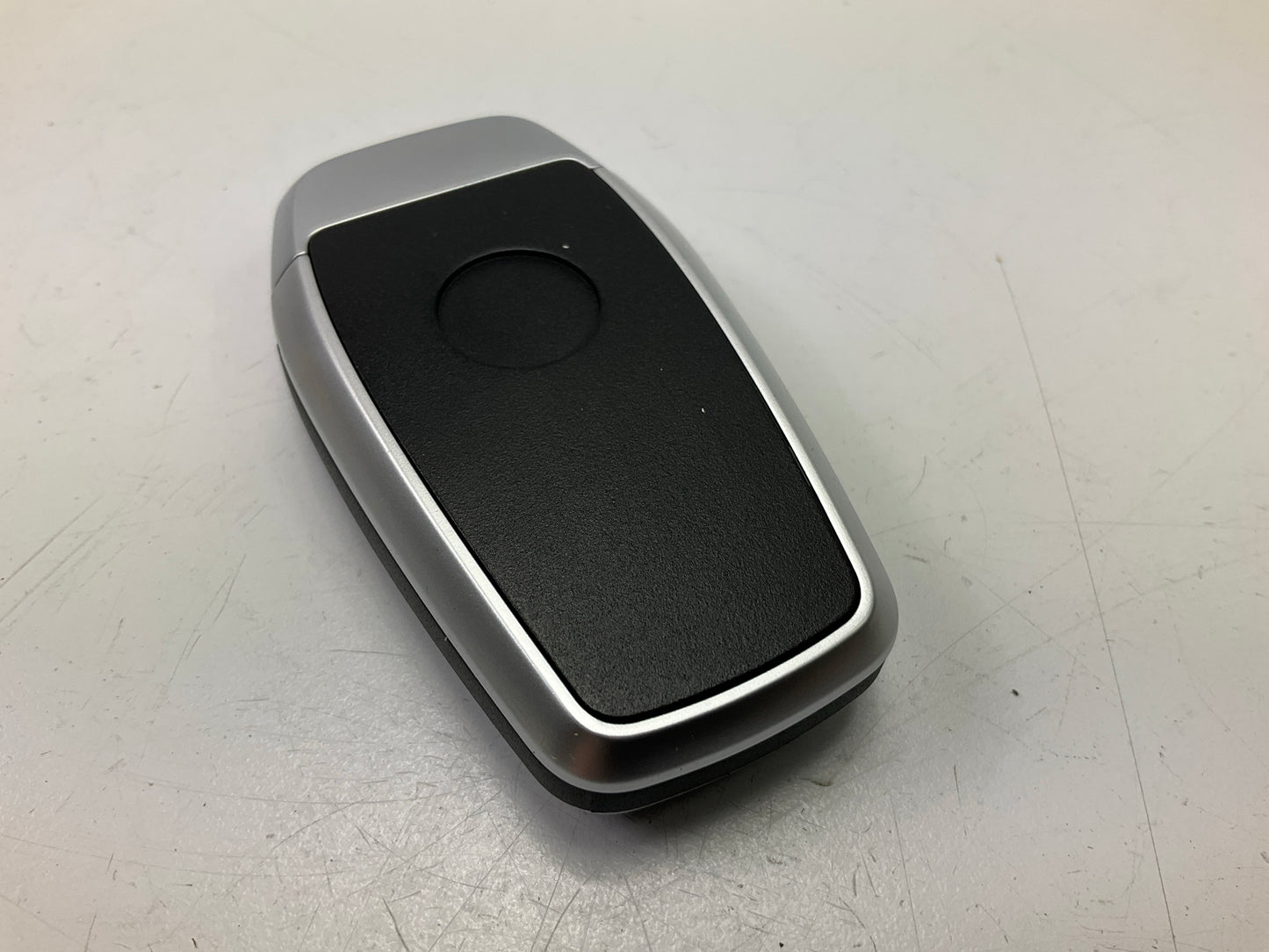 Autel IKEYAT6PRHG UNIVERSAL 6-button Smart Keyless Entry Remote / Fob