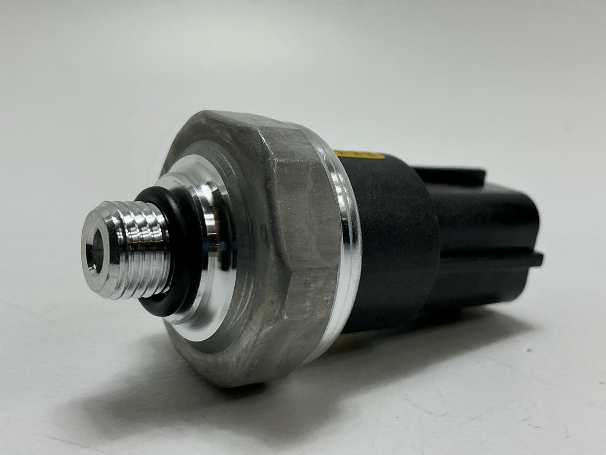 Auto 7 506-0012 A/C Refrigerant Pressure Switch