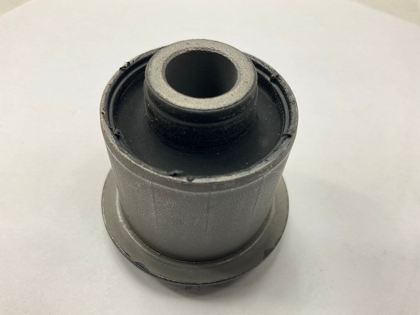 Auto 7 840-0239 Front Upper Control Arm Bushing For 2003-2004 Kia Sorento
