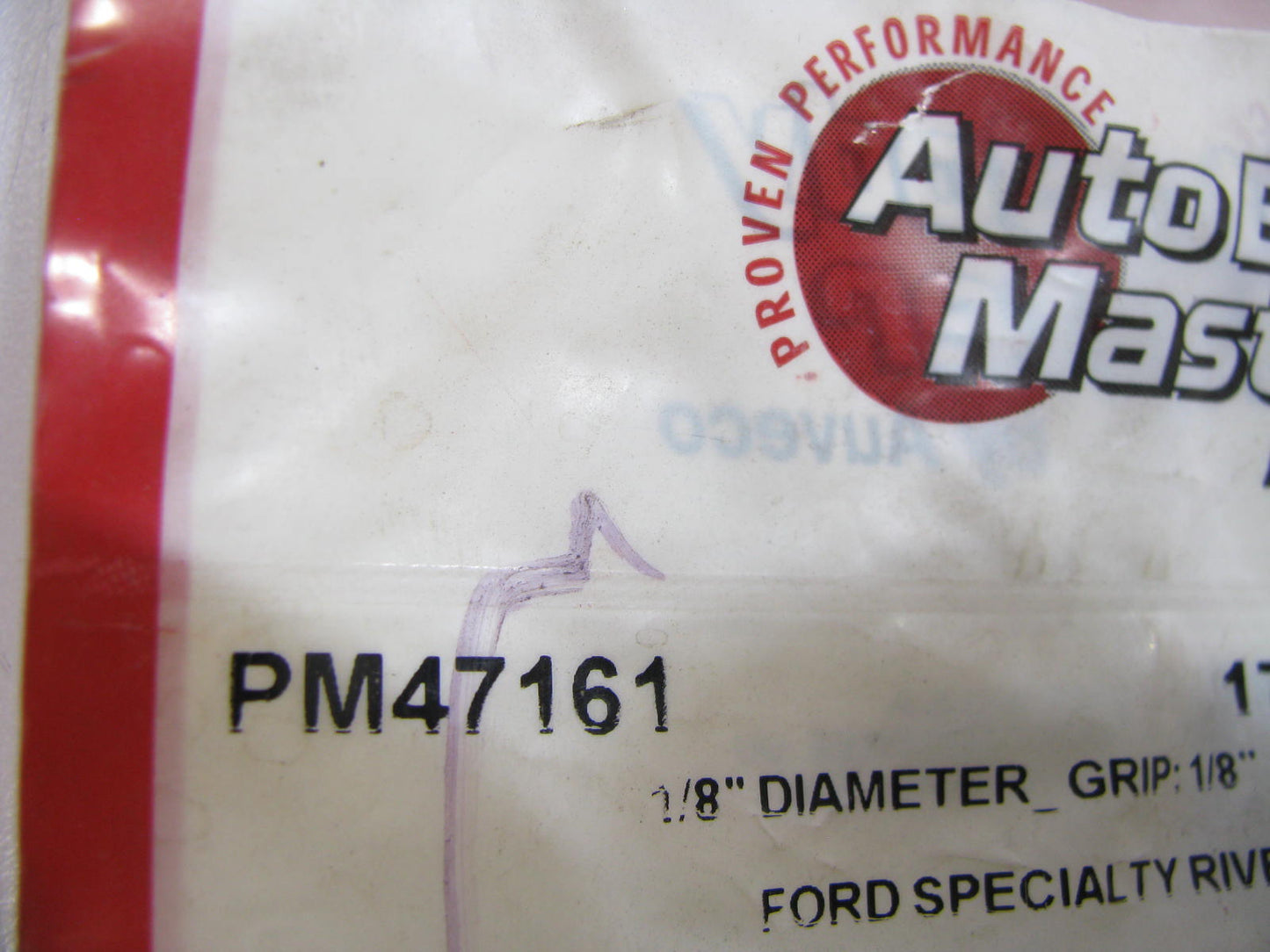 (17) Auto Body PM47161 Windshield Side Rail Rivet 1/8'' Diameter 1/8''-3/16'' Range