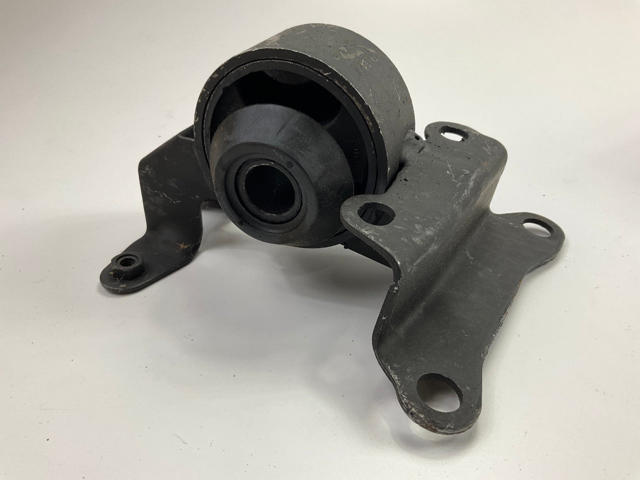Auto Extra 2911 Rear Engine Motor Mount 1997-03 Ford Escort, 1997-99 Tracer