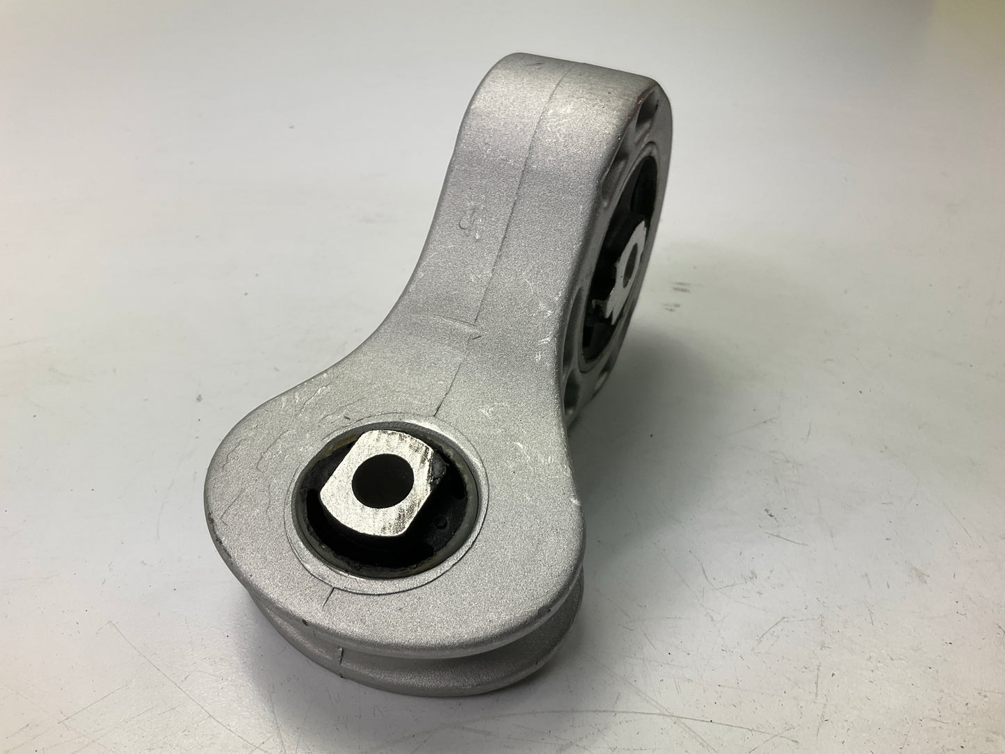 Auto Extra 3087 Rear Right Engine Torque Strut Mount For 2008-2011 Ford Focus