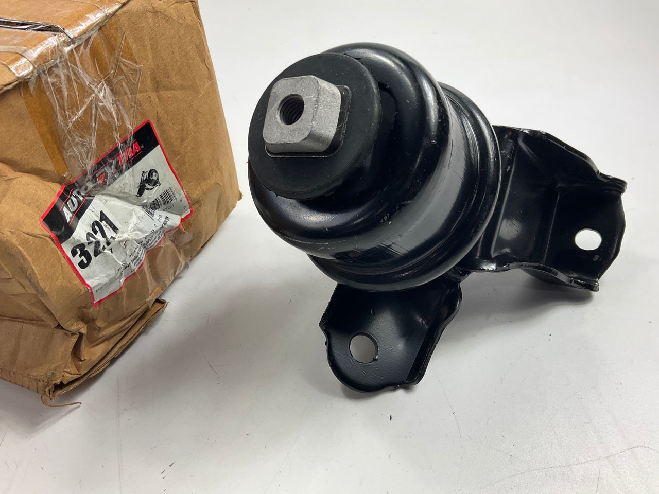 Auto Extra 3221 Front Right Engine Motor Mount For 2006-09 Ford Fusion, Milan