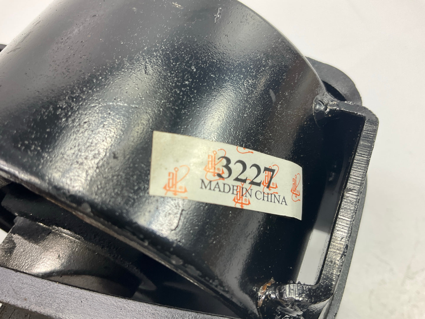 Auto Extra 3227 Left  Automatic Transmission Mount