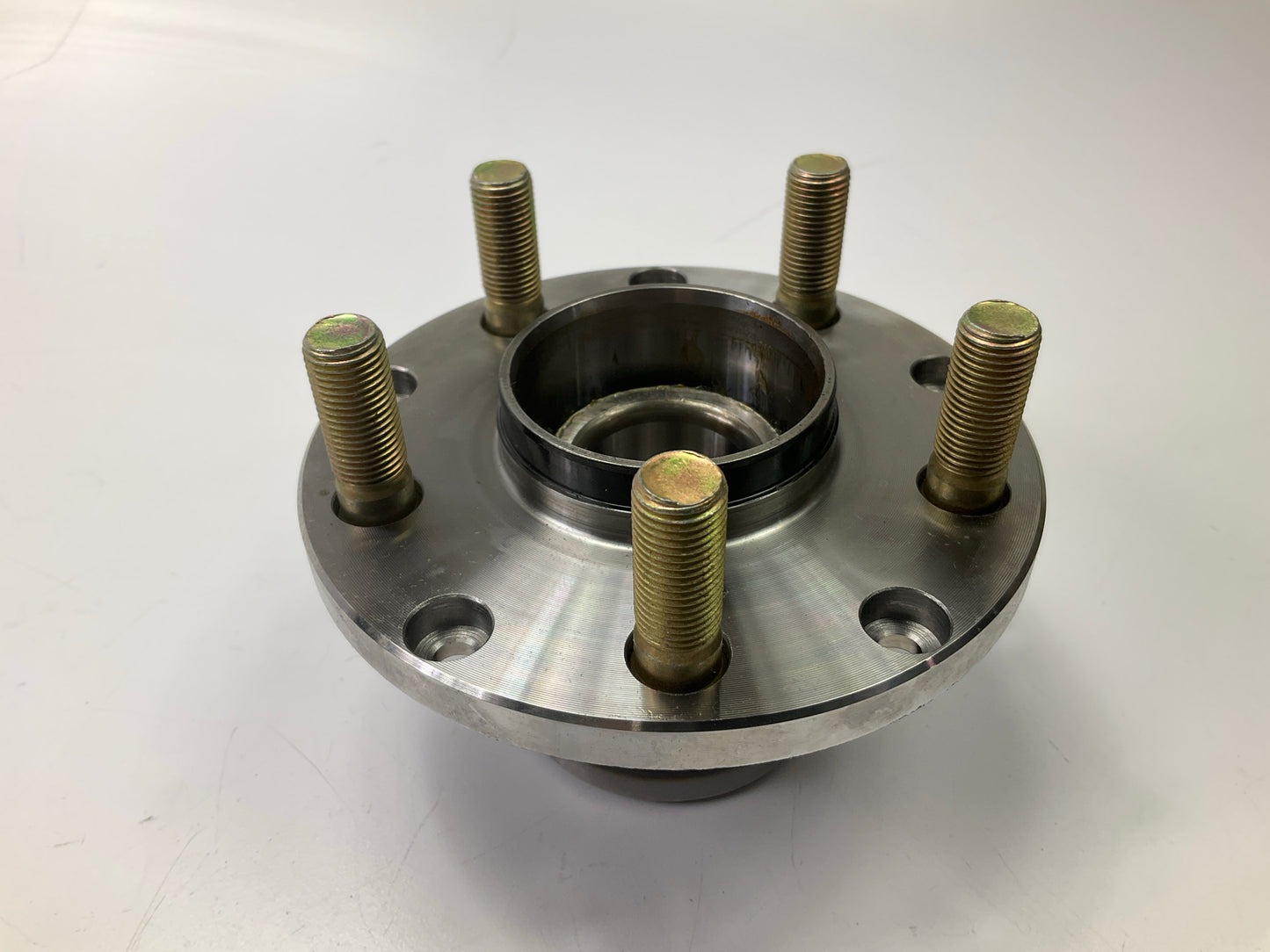 Auto Extra 512036 Wheel Bearing And Hub For 1993-95 Subaru Impreza, 90-96 Legacy