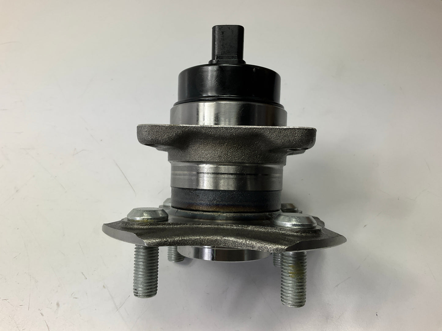 Auto Extra 512209 Rear Wheel Bearing And Hub Assembly