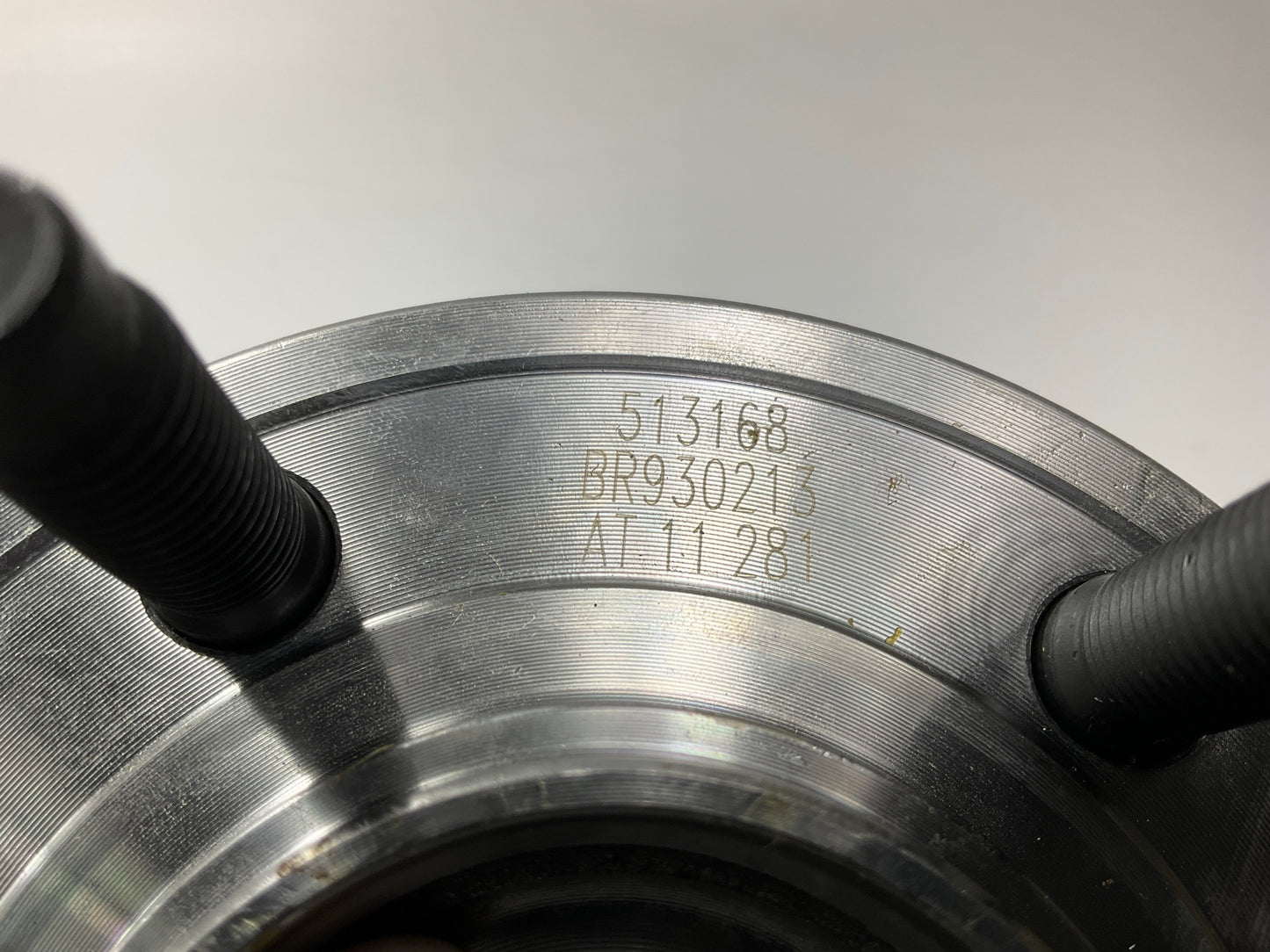 Auto Extra 513168 Wheel Bearing And Hub For 2003-2007 Jaguar S-Type