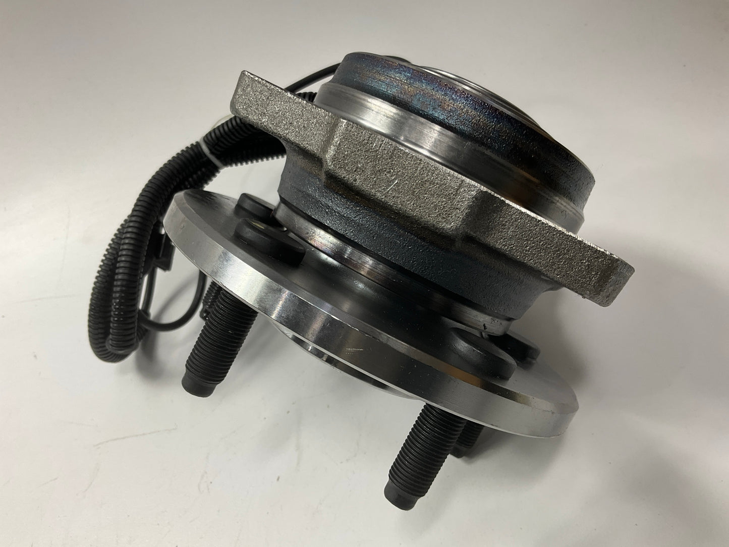 Auto Extra AX513176 Front Wheel Bearing And Hub Assembly For 02-07 Jeep Liberty