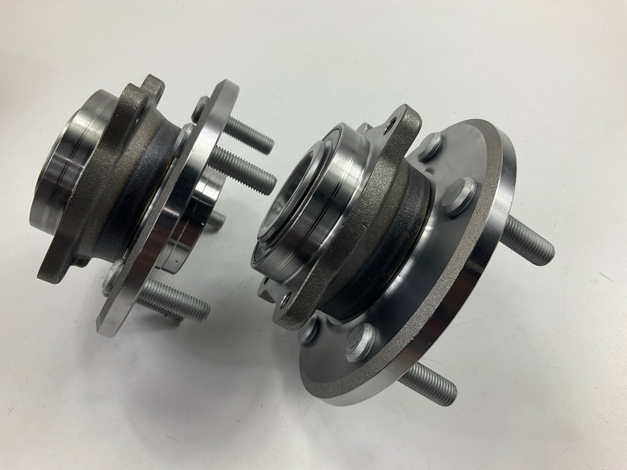 (2) Auto Extra 513286 Front Wheel Bearing & Hub Assembly For 2009-16 Journey