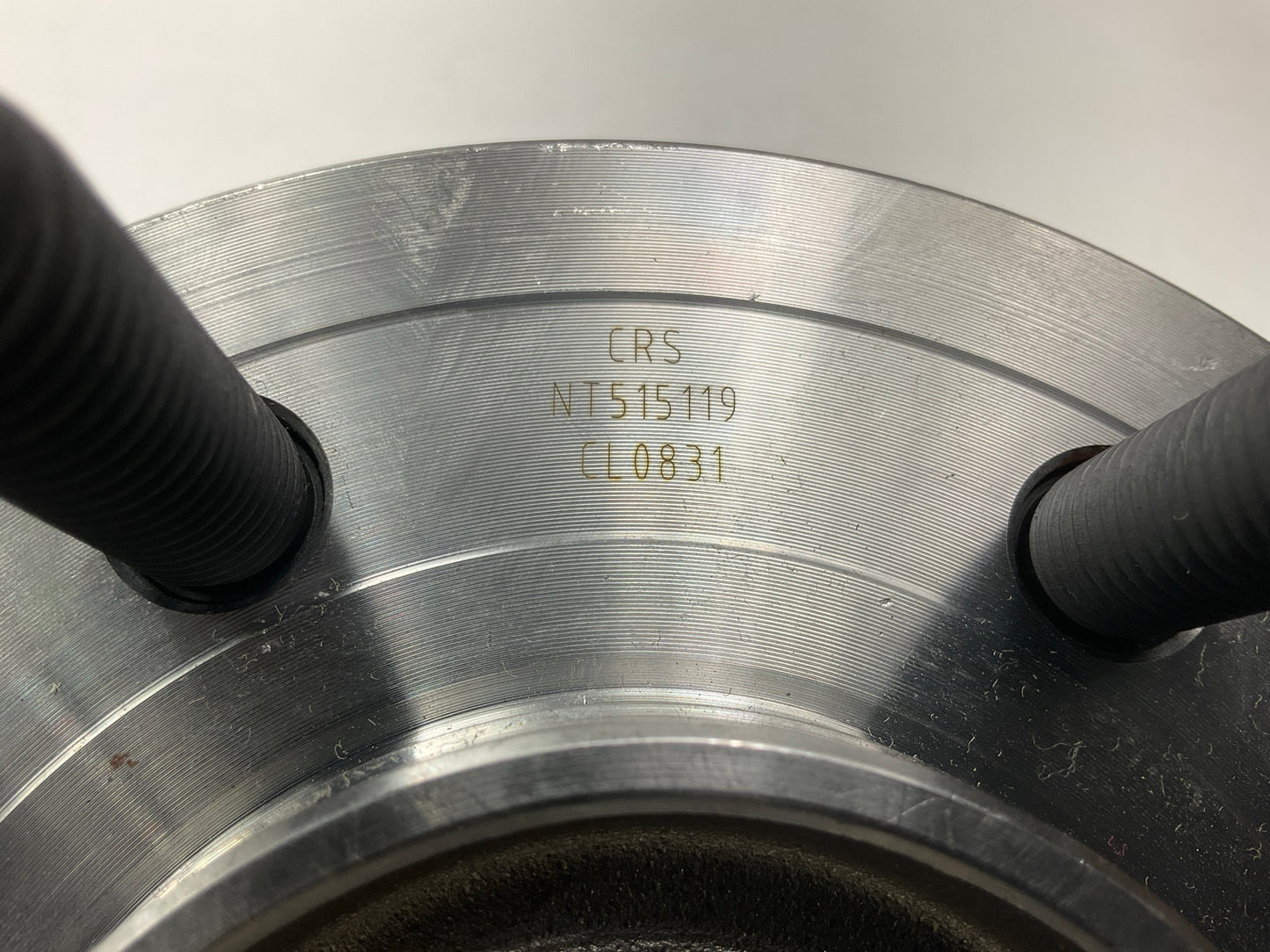 Auto Extra 515119 Front Wheel Hub For 2009-2010 Ford F-150