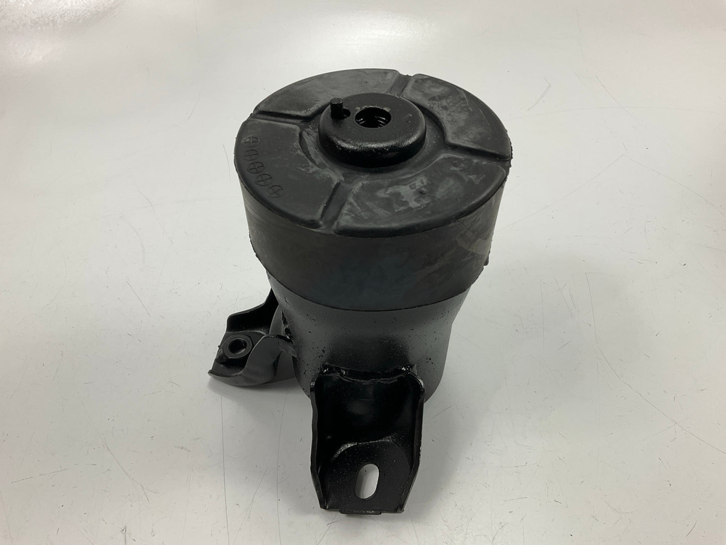 Auto Extra 8361 Front Motor Mount For 1992-01 Toyota Camry, 99-01 Solara MANUAL