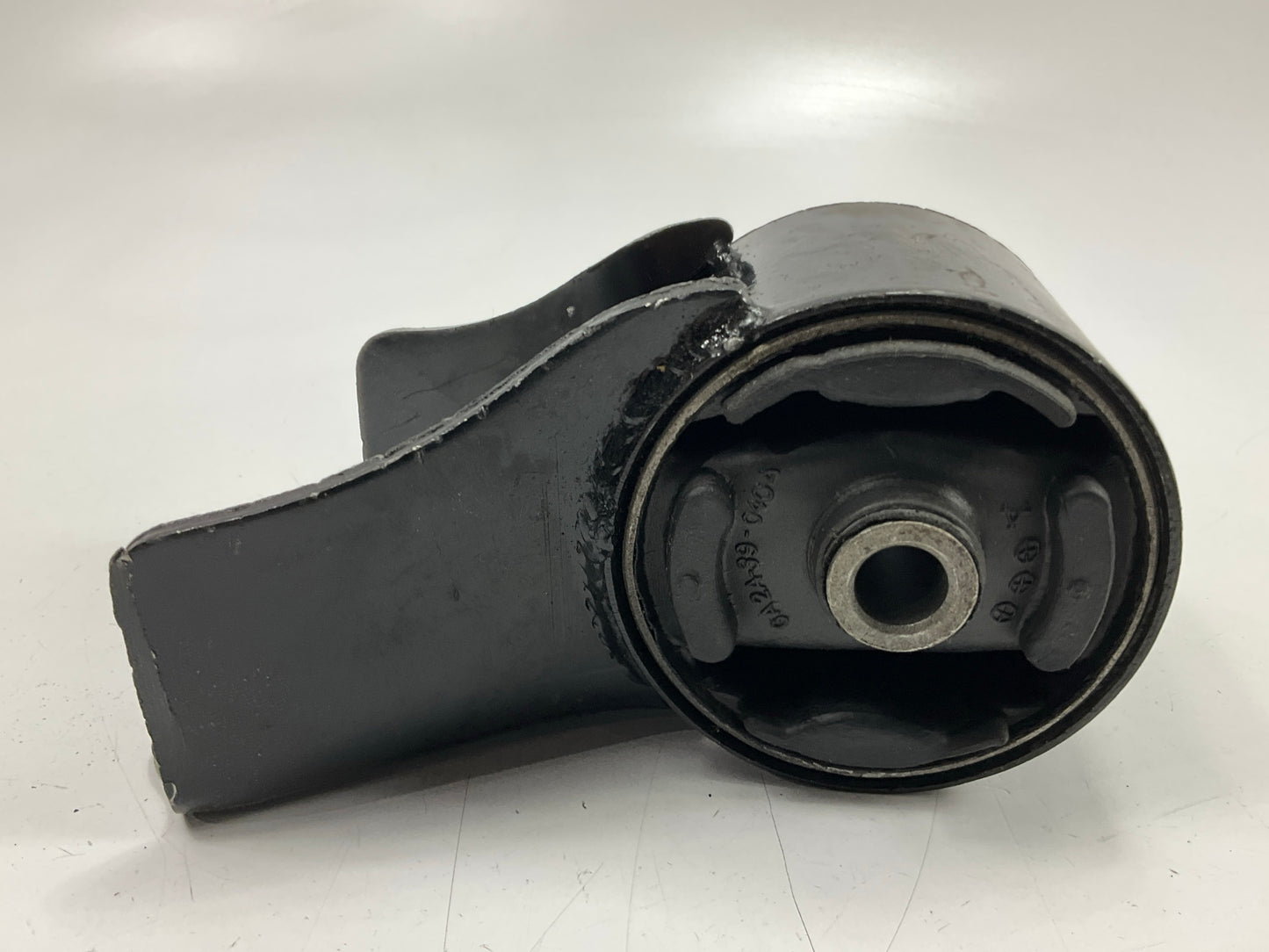 Auto Extra 8456 Rear Engine Motor Mount