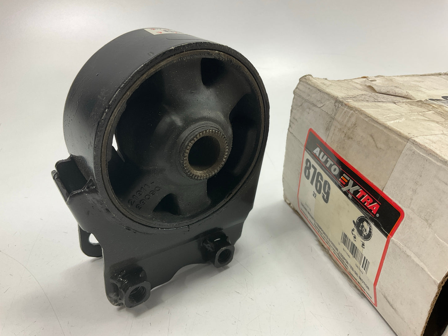 Auto Extra 8769 Front Engine Motor Mount