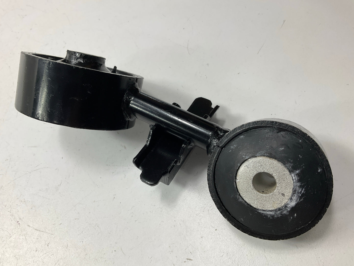 Auto Extra 9148 Right Engine Torque Strut Mount 02-06 Toyota Camry, 04-08 Solara