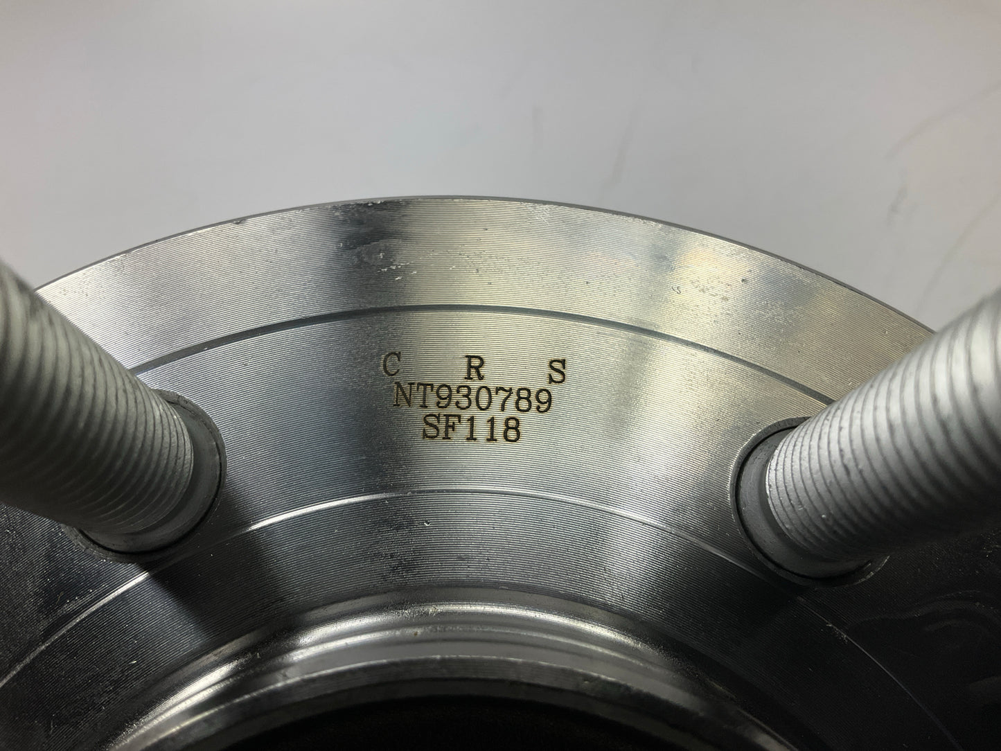 Auto Extra 930789 Rear Wheel Bearing Hub 11-12 Ford Expedition, 11-14 Navigator